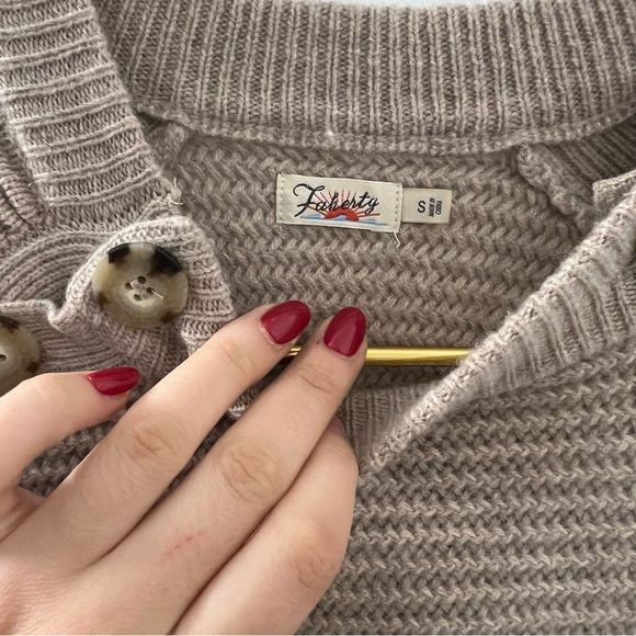 Faherty Wool Cashmere Knit Oatmeal Tan Sweater with Button Details - Picture 3 of 4